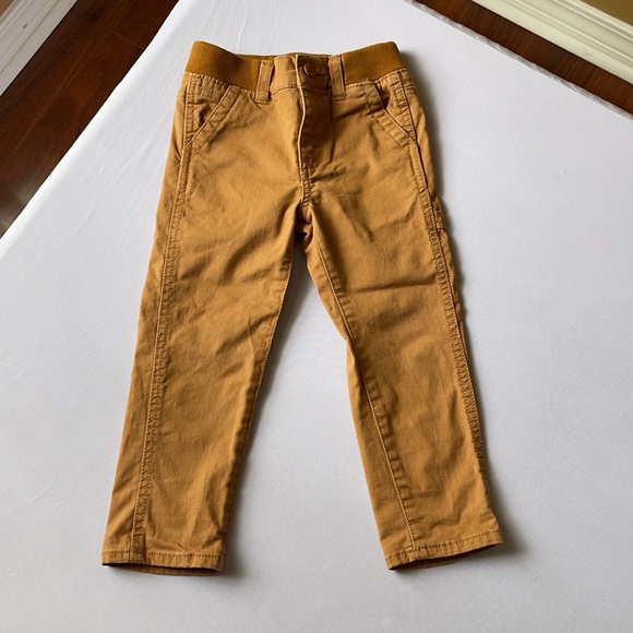 Jeans and overall 3T - Picture 3 of 6